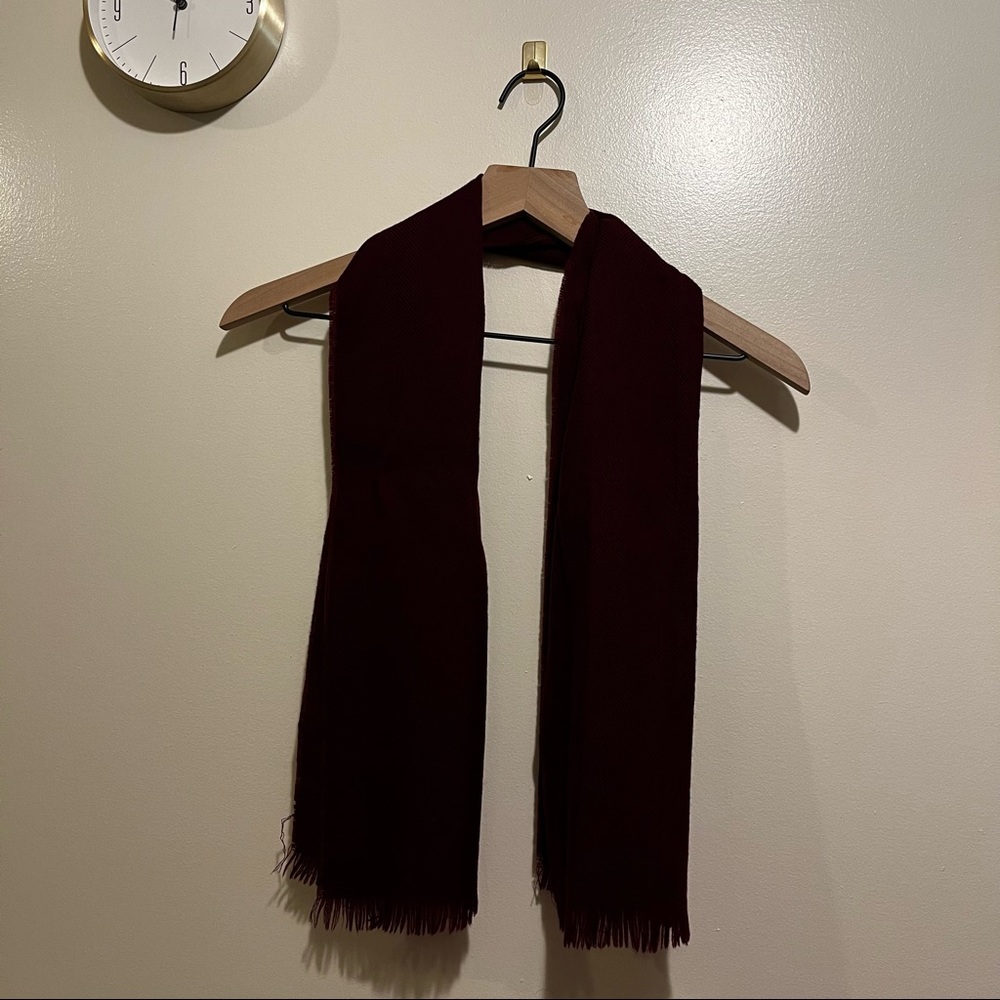 Burgundy Fringe Edge Scarf - Picture 3 of 4